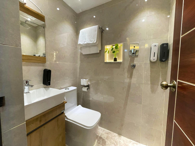 Shower 2, Budhanilkantha Homestay, Bagmati