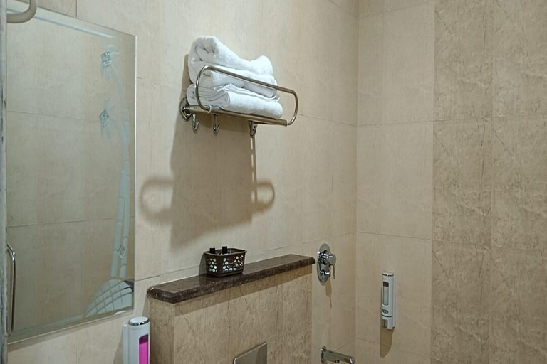 Bathroom 4, Hotel A.P Residency, Gurgaon