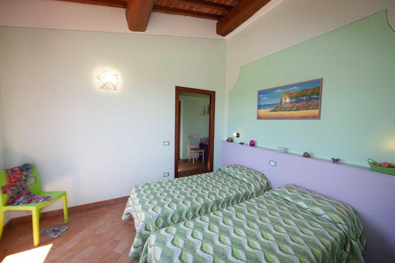 Others 4, Villa Aiali, Livorno