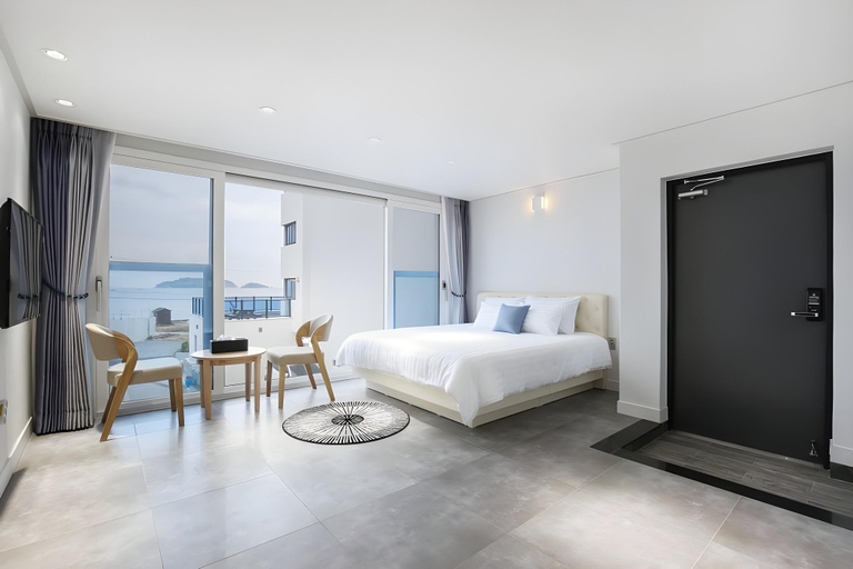Bedroom 5, Lucas Pension, Geoje