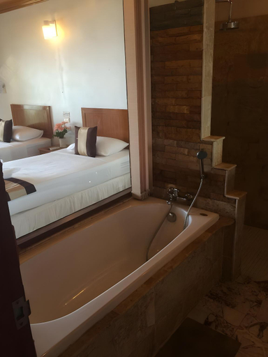 Bathroom 4, Haad Khuad Resort, Ko Phangan