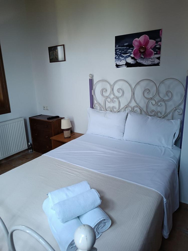 Bedroom, Archontiko Kirmili, Thessaly