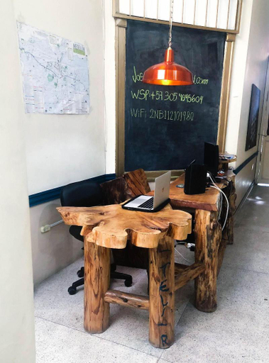 Public Area 2, JEP Hostel, Medellín