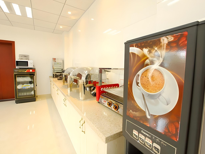Food & Drinks, GreenTree Inn Zhenjiang Jiangsu Science and Technology university Youth Square Express Hotel, Zhenjiang