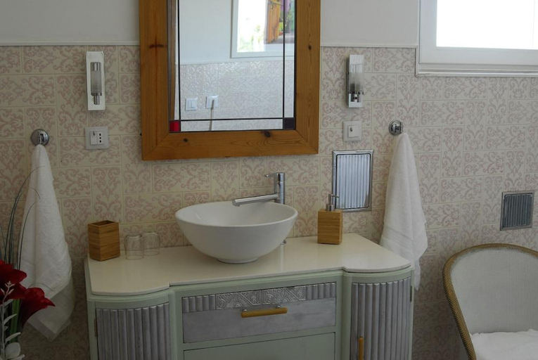 Bathroom 3, Casa Davina, Chieti