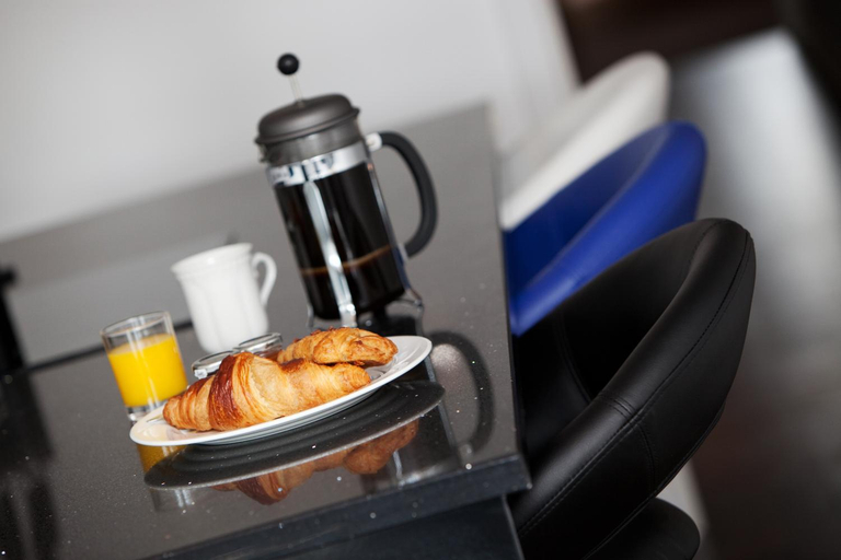 Food & Drinks 4, The Spires Serviced Suites Glasgow, Glasgow