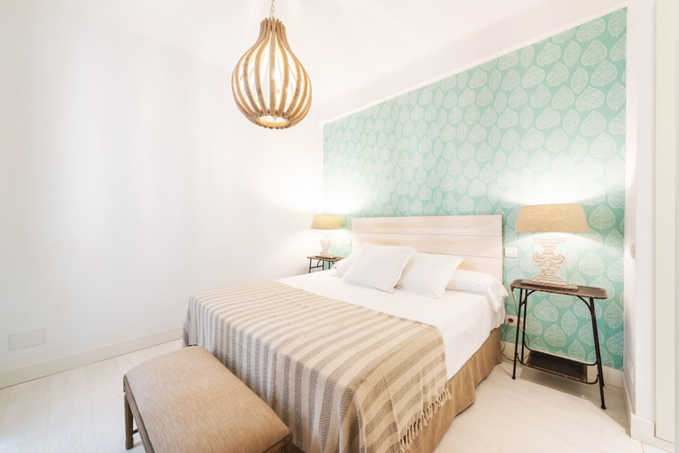 Room 4, 2 Bd Apartment Exclusive Location in Golden Mile. Velazquez II, Madrid