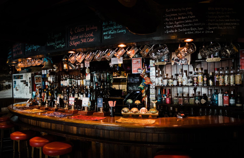 Food & Drinks 4, Driftwood Spars, Cornwall