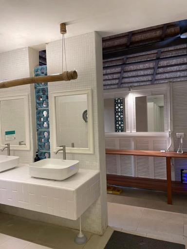 Bathroom 4, C Lanta Hostel - Adult Only , Ko Lanta