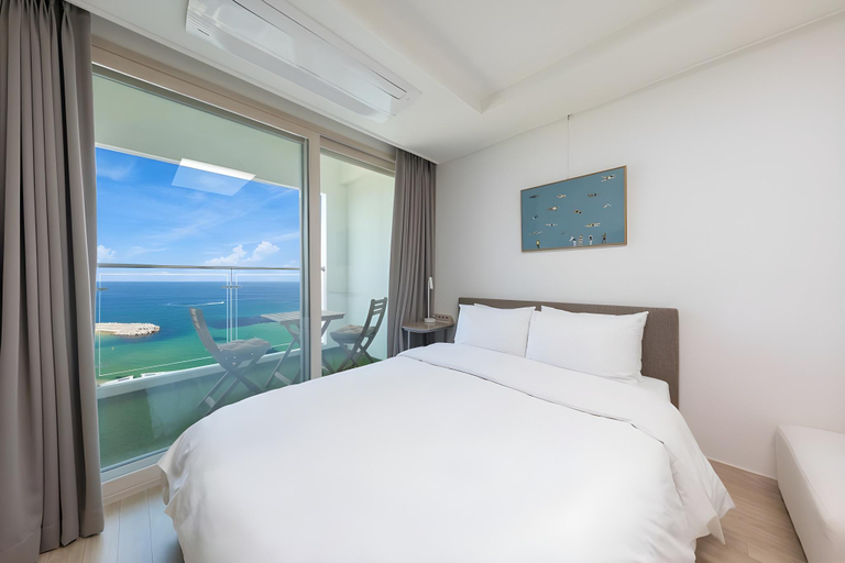 Others 4, Sokcho Summit Bay 1504, Goseong