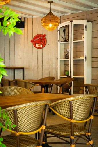 Food & Drinks, Prieure Saint-Louis Maison d'Hotes, Aude