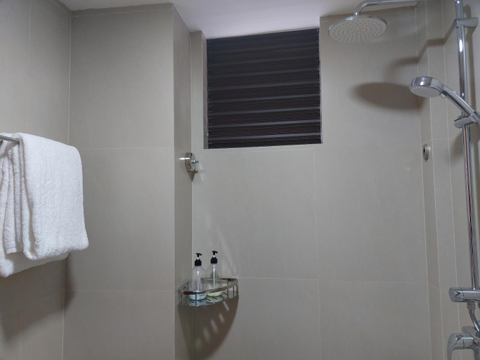 Bathroom 3, Comfy Cool Breeze by eMzaz, Kaafu Atoll