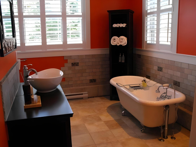 Bathroom 4, Bailey House Inn, Annapolis