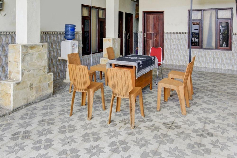 Others 5, OYO 90725 Zeevanna Guest House Syariah, Jombang