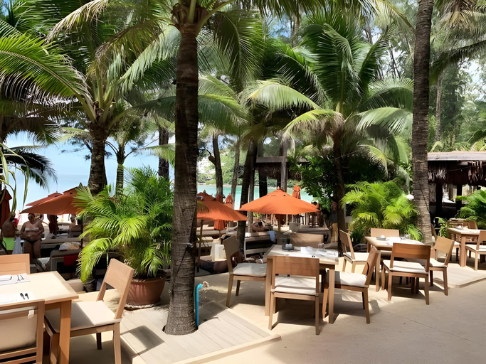 Food & Drinks, Aristo Resort Surin Beach K02, Phuket Island
