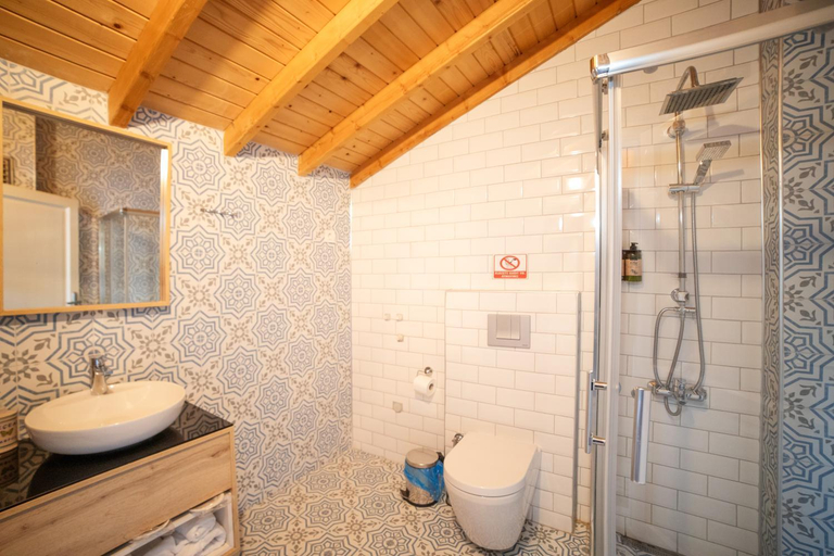 Bathroom 5, Elia İmroz Hotel, Gökçeada