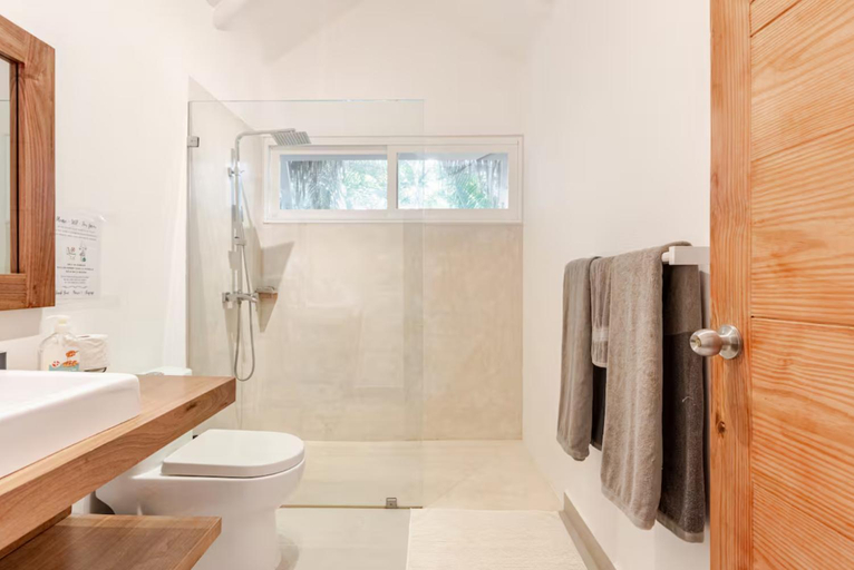 Bathroom 4, Caribbean Beach Villa Playa Bonita Las Terrenas, Las Terrenas