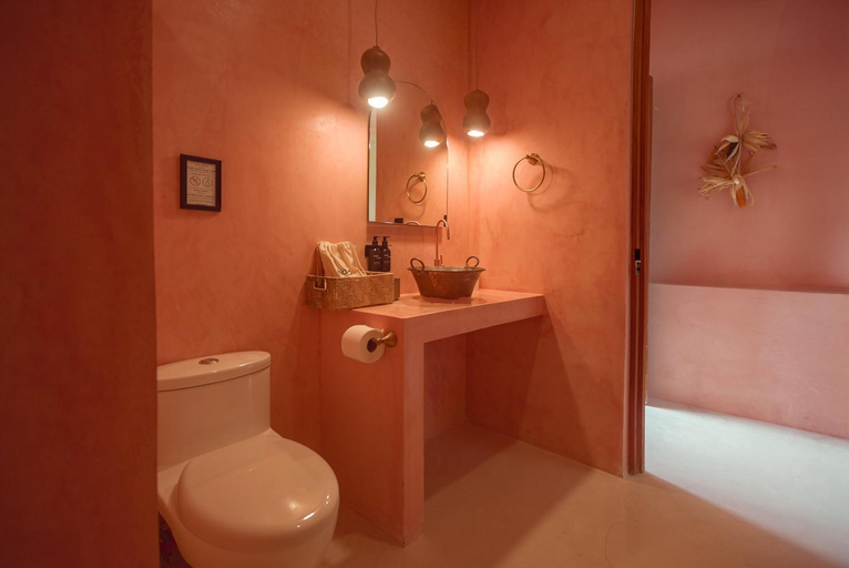 Bathroom 4, Kuka y Milpa, Mérida