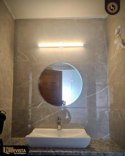 Bathroom 4, Hotel Luxeevista By Navodayans, Kangra