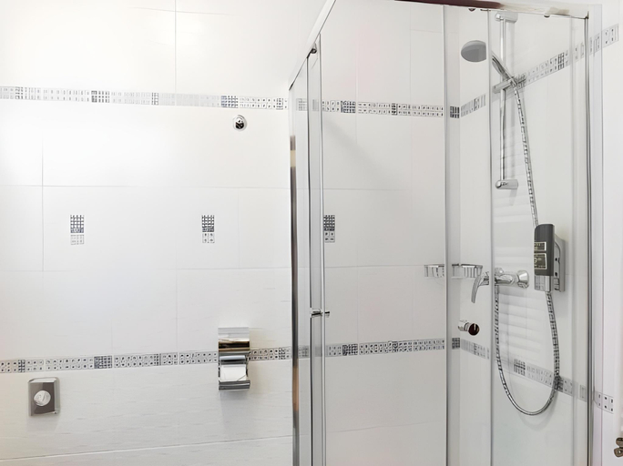 Bathroom 4, Hotel Meteor Plaza Prague, Praha 1