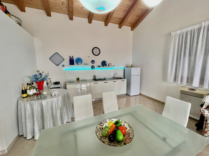 Kitchen 5, Villa Fiori con Piscina by Wonderful Italy, Olbia-Tempio