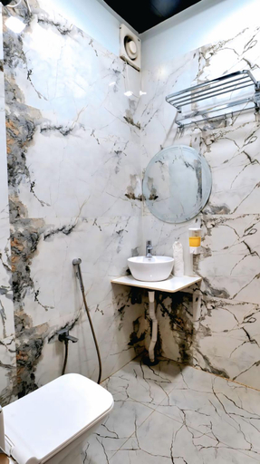 Bathroom 4, Hotel Shiv Sudhaa, Varanasi
