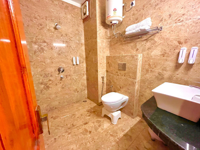 Bathroom 3, The Kempty - A Wellness Boutique Hotel, Mussoorie, Dehradun