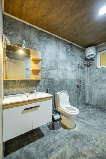 Bathroom 3, Bibee Surf, Kaafu Atoll