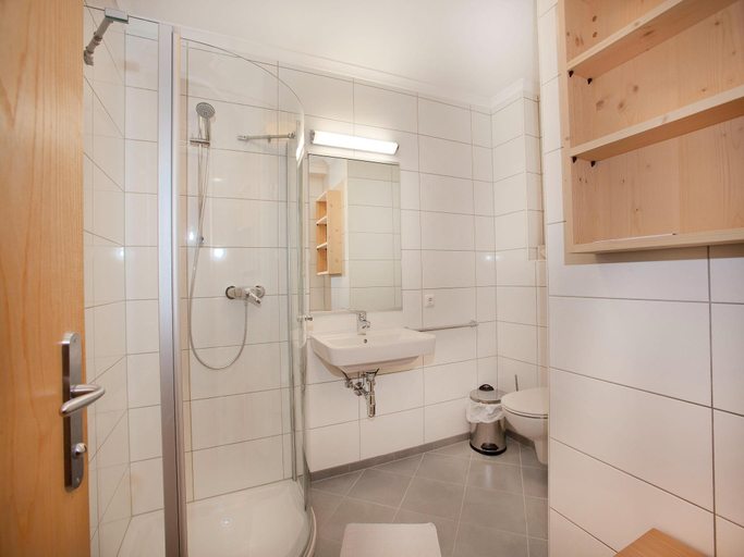Bathroom, Apartment in Wald im Pinzgau near the ski lifts, Zell am See