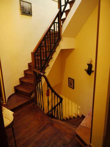 Others 4, Hostal Casais, Pontevedra
