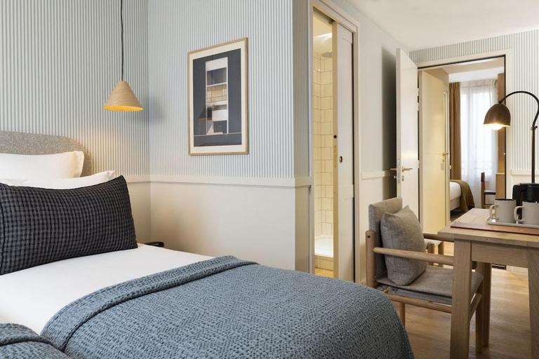 Bedroom 2, Beaumarchais Hotel, Paris