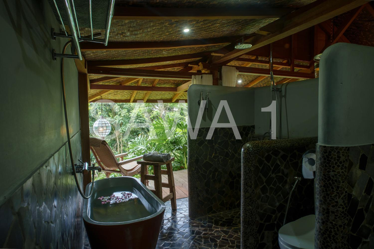Others 5, Rumah Lereng Bandung, Bandung