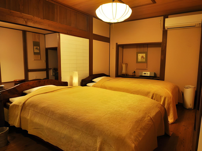 Bedroom 2, Oyado Hanabou, Minamioguni