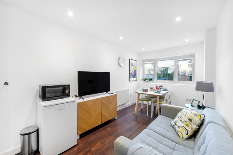 Others 4, Peaceful Green London - 1 bedroom & Free parking, London