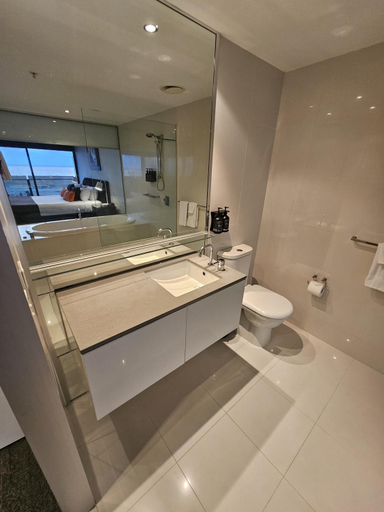 Bathroom 4, Circle on Cavill Surfers Paradise - GCLR, Gold Coast