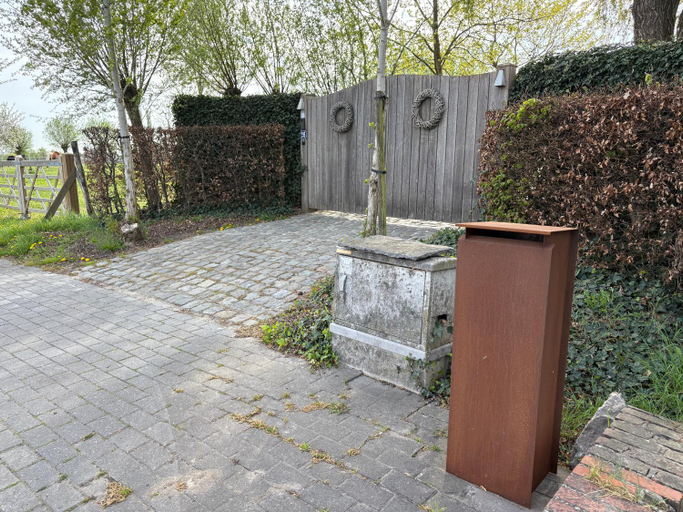 Others 4, Casa Leone near Bruges with jacuzzi & parking, West-Vlaanderen