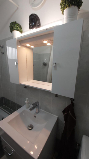 Bathroom 3, NoNo, Siófok