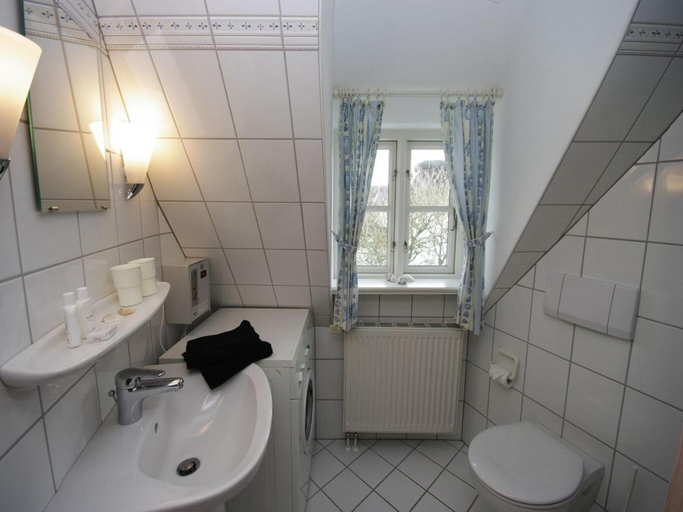 Bathroom 3, Doppelhaus in Oldsum auf Foehr, Nordfriesland