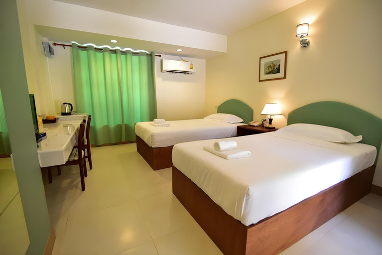 Bedroom 2, Mamaungpaa Hill resort, Takhli