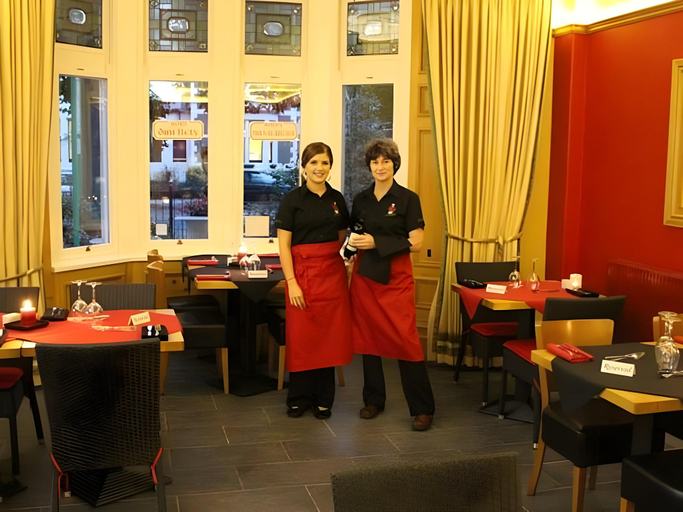 Food & Drinks 3, Elgano Hotel, Cardiff