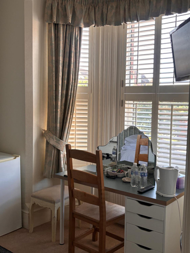 Others 5, The Mayfair guest house self catering, Southampton