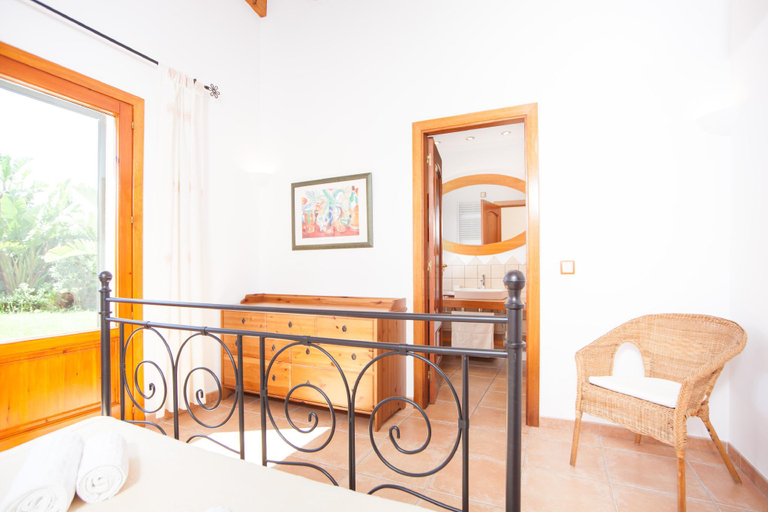 Bedroom 3, CORREFOC, Baleares