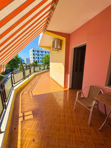 5, Hotel Martini, Shkodrës
