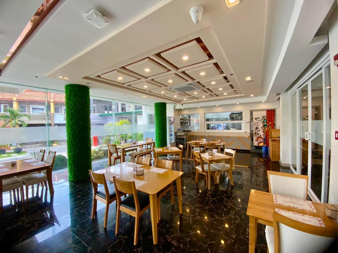 Food & Drinks 4, Famous Maple Hotel, Angeles City