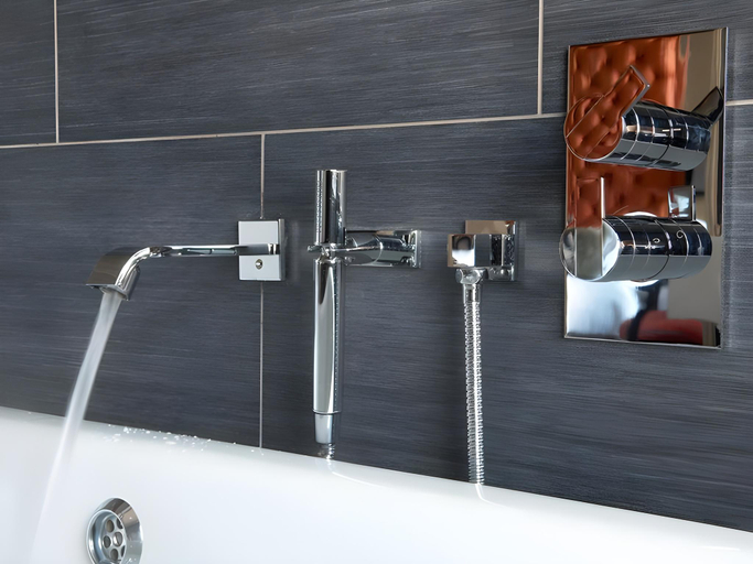Bathroom 3, Hastings House, East Sussex
