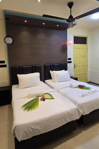 Bedroom 4, Mikado Break Inn