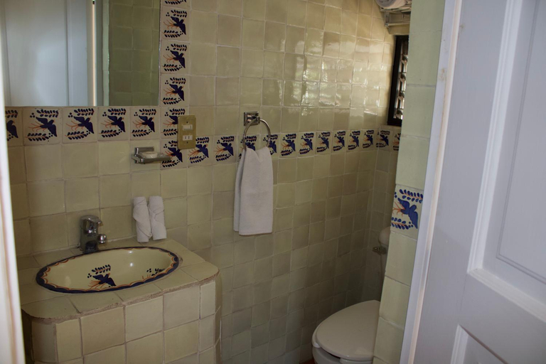 Bathroom 4, Hotel Mythos, Tepoztlán