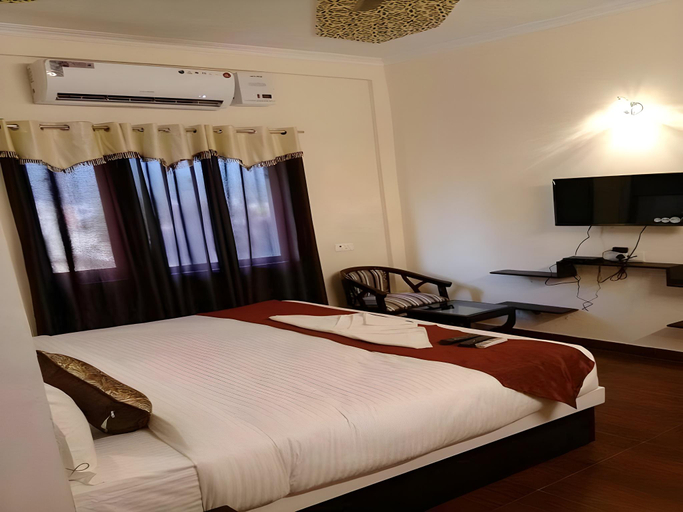 Bedroom 3, Hotel sparsh ganga, Dehradun