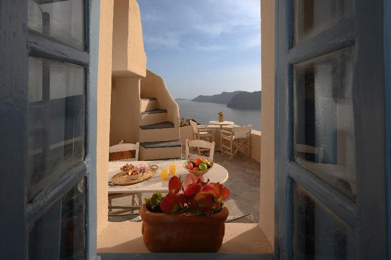 Others 5, Nano Villa Oia, South Aegean