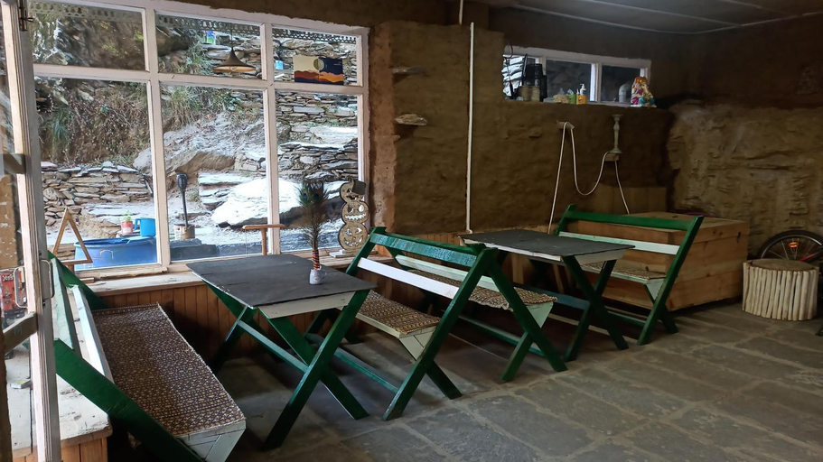 Food & Drinks 3, La Vilasa , Kullu